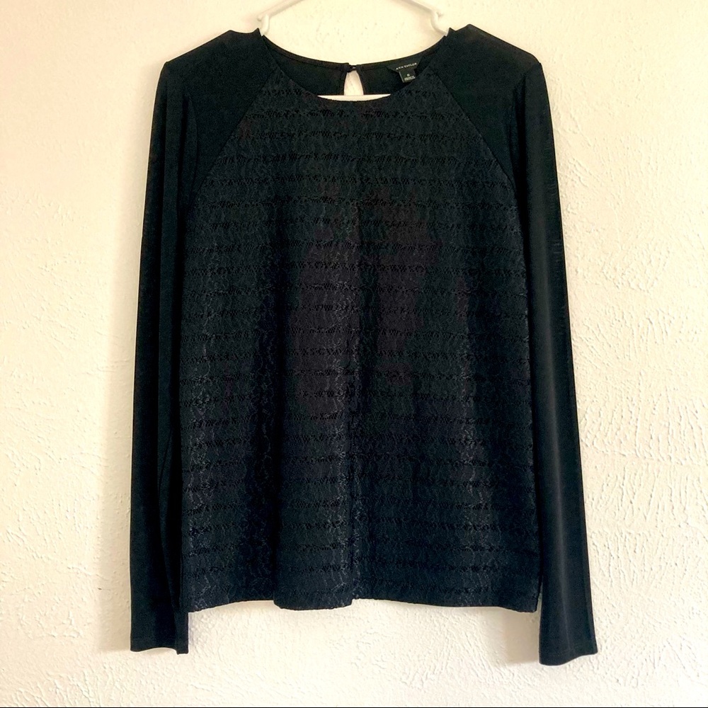 Ann Taylor embroidered top size S